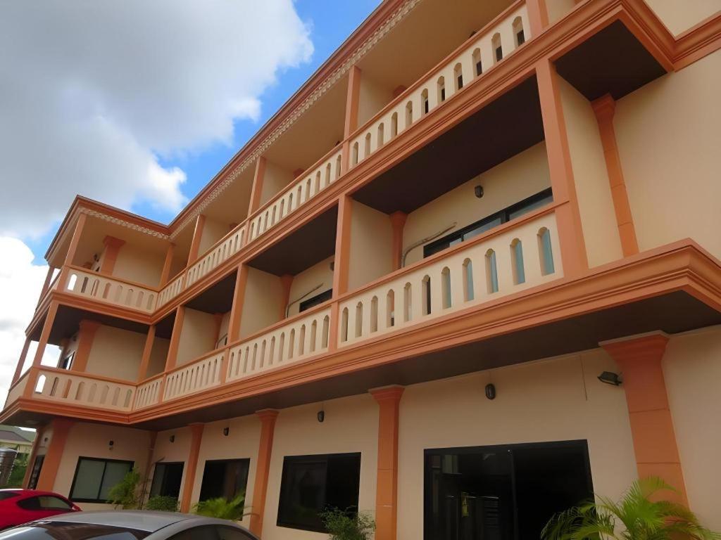 Chaleunehoung Hotel Vientiane Bagian luar foto